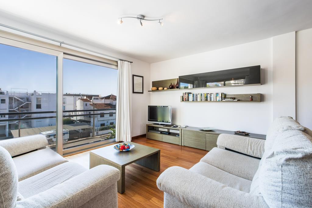 Apartment Penthouse La Nau By Homevillas360 Port de Pollença